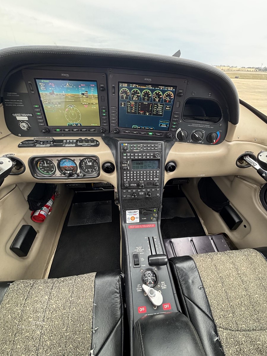N94RS CIRRUS DESIGN CORP SR20 photo 6